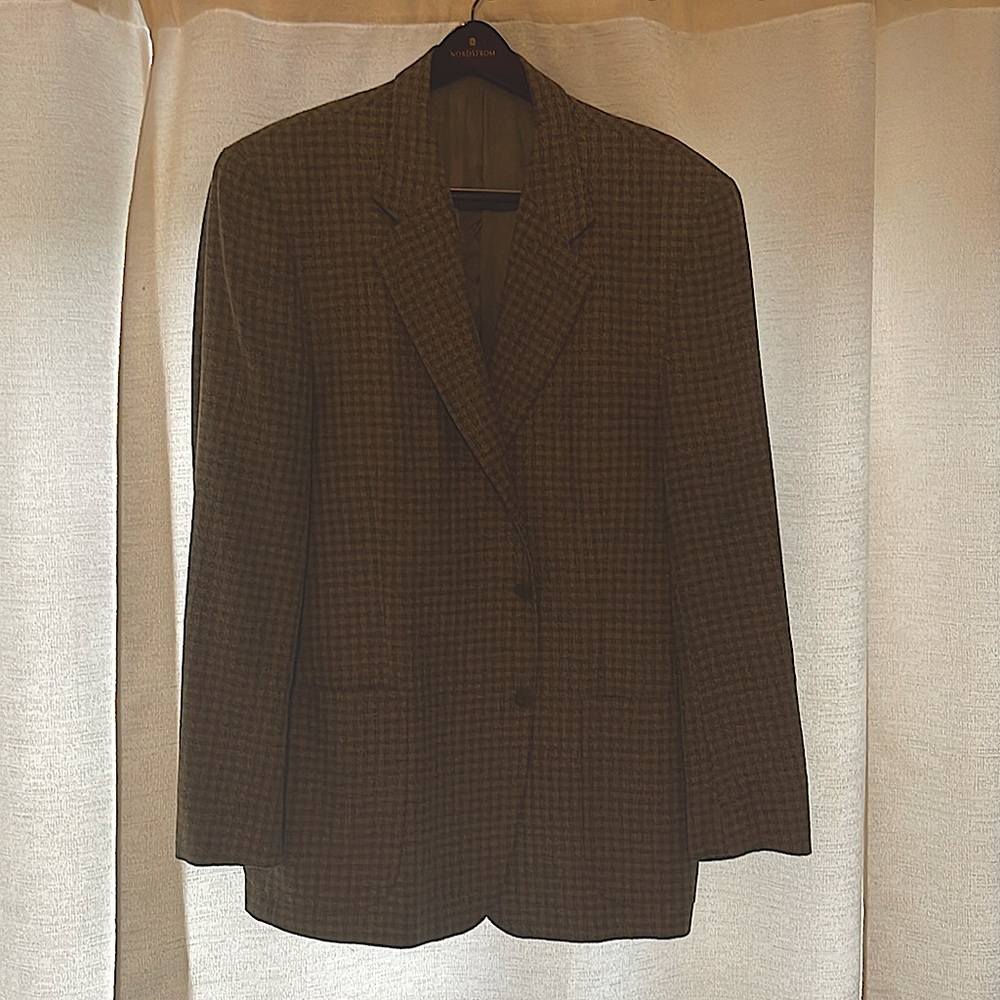 Exceptional condition on this CK blazer from Neiman Marcus Designer collection.